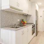Apartman Hostwise - Modern & Bright
