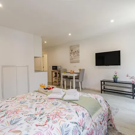 Hostwise - Modern & Bright * Porto