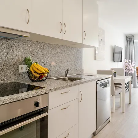 Hostwise - Modern & Bright * Porto