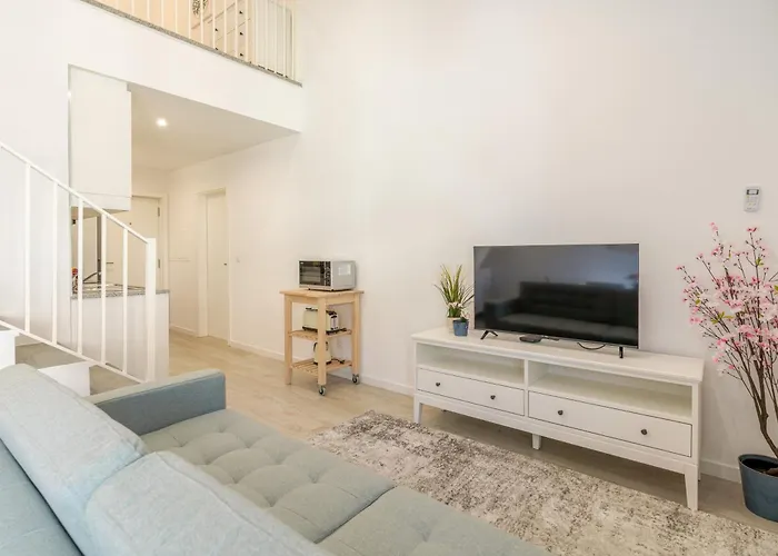 Hostwise - Modern & Bright Appartamento Oporto