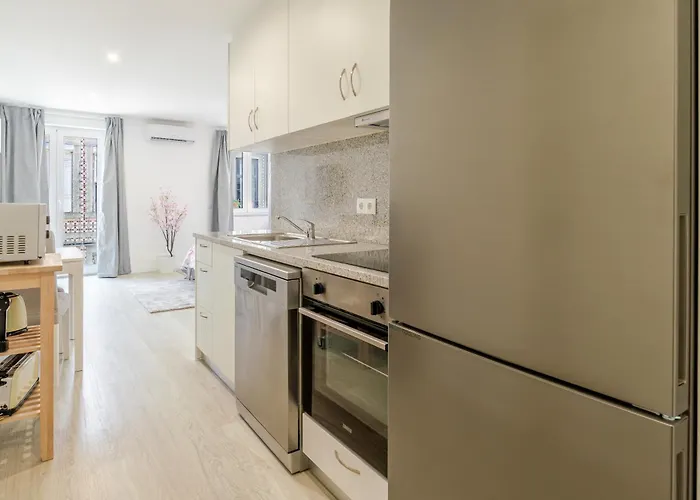 Hostwise - Modern & Bright Porto